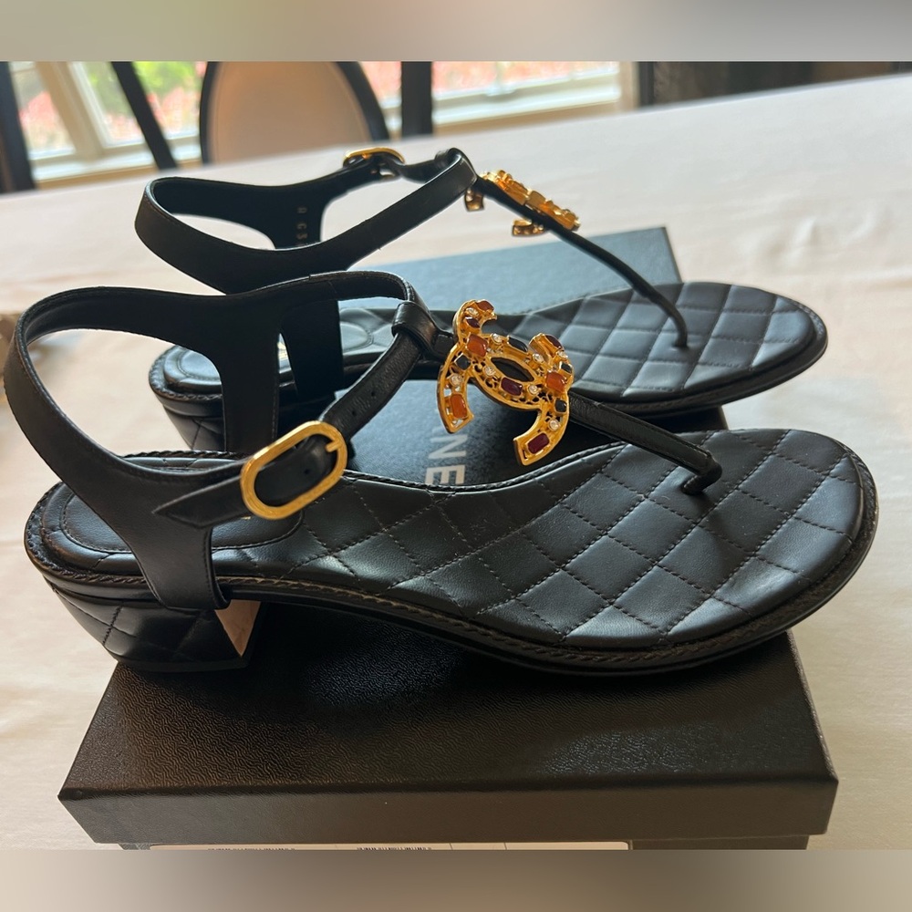Chanel heeled thong jeweled sandal 40